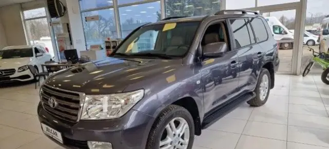 TOYOTA Land Cruiser 