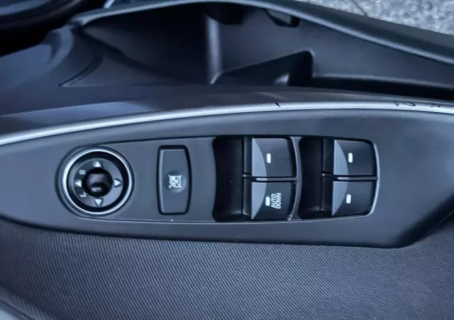 HYUNDAI I30 1.4 Passion