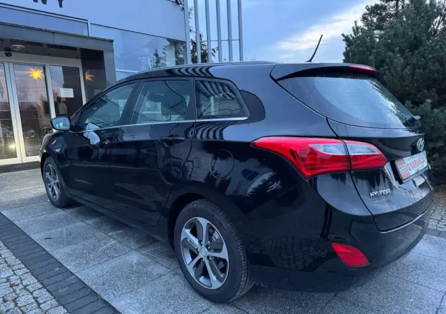 HYUNDAI I30 1.4 Passion