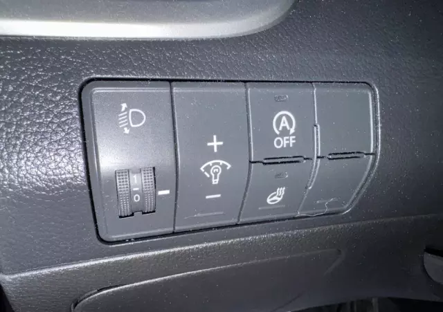 HYUNDAI I30 1.4 Passion