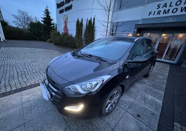 HYUNDAI I30 1.4 Passion