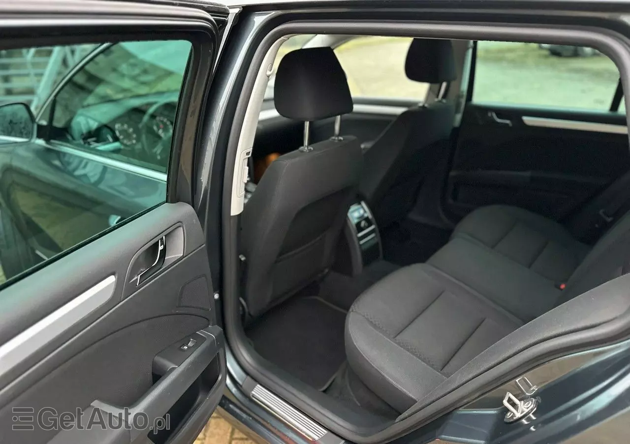 SKODA Superb 1.8 TSI DSG Elegance