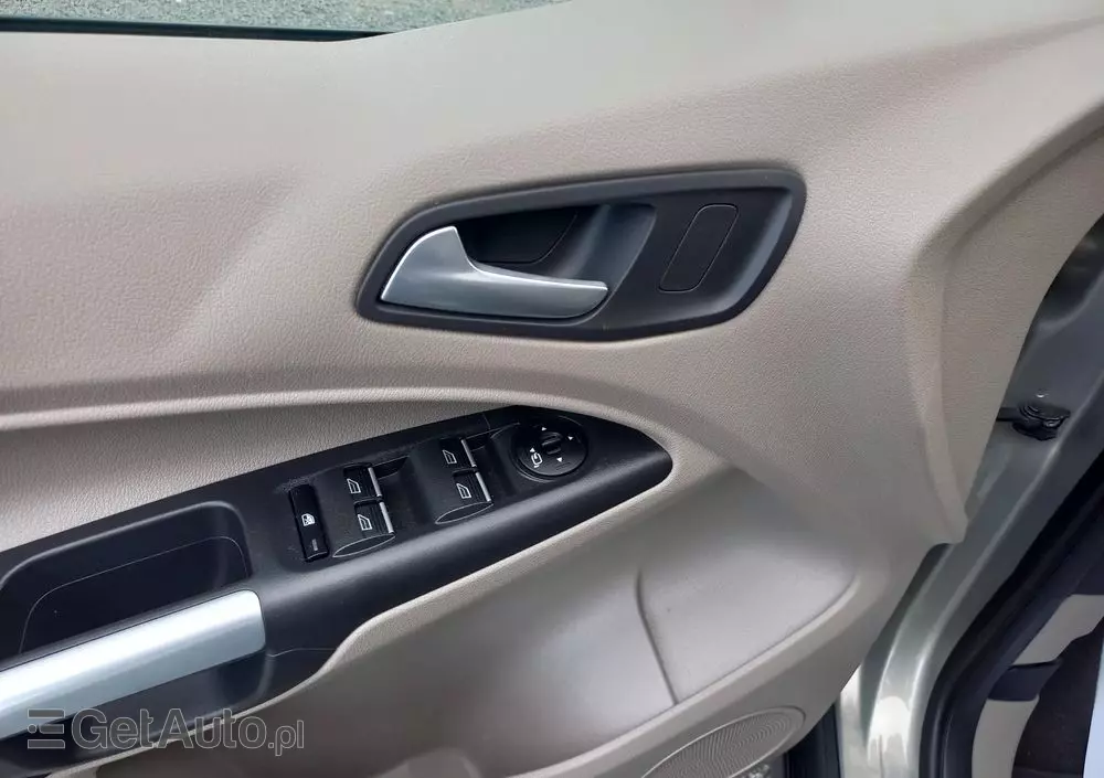 FORD Tourneo Connect 