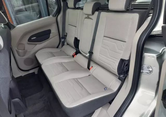 FORD Tourneo Connect 