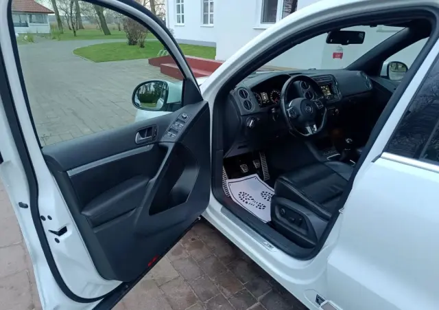 VOLKSWAGEN Tiguan 2.0 TDI 4Mot R-Style
