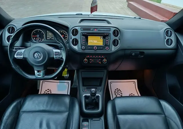 VOLKSWAGEN Tiguan 2.0 TDI 4Mot R-Style