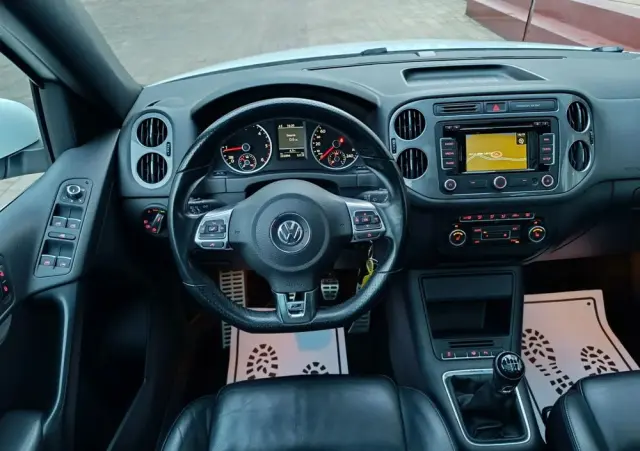 VOLKSWAGEN Tiguan 2.0 TDI 4Mot R-Style