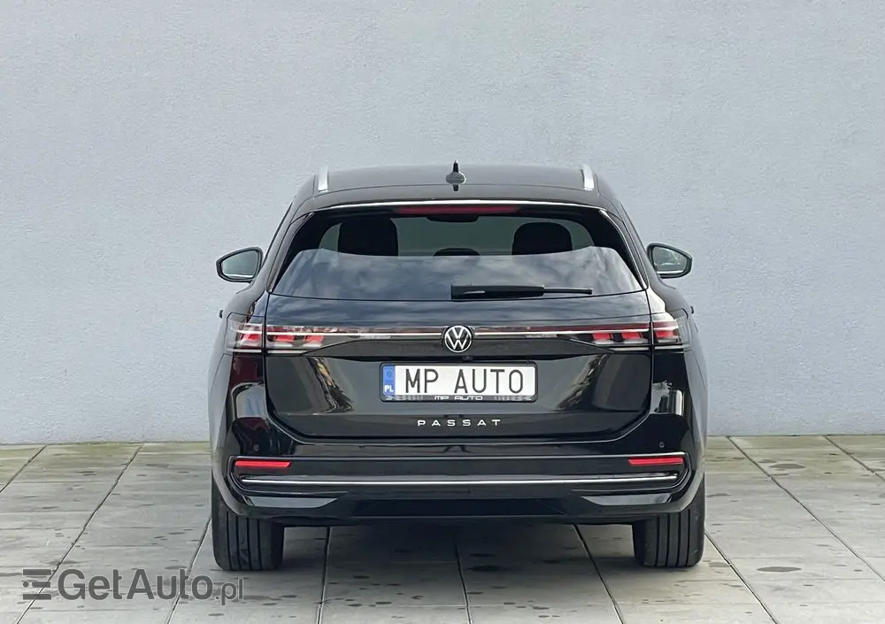 VOLKSWAGEN Passat Variant 2.0 TDI SCR Elegance DSG