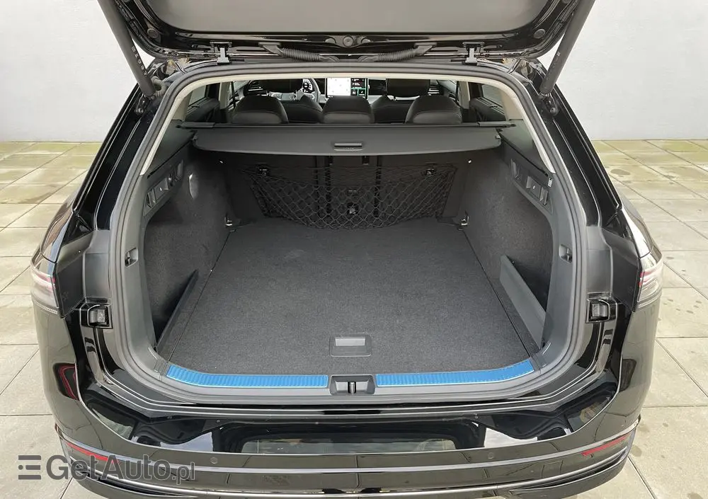 VOLKSWAGEN Passat Variant 2.0 TDI SCR Elegance DSG