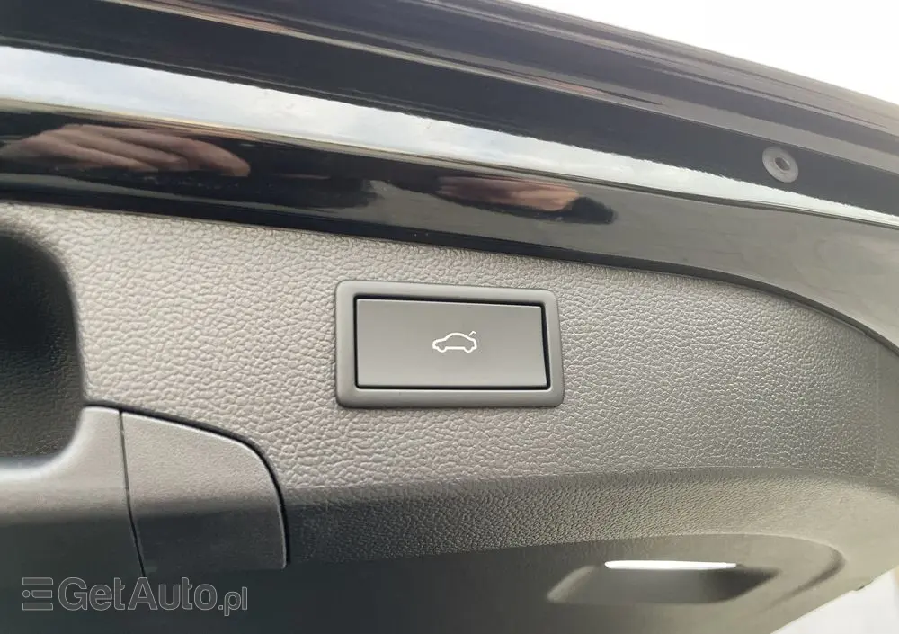 VOLKSWAGEN Passat Variant 2.0 TDI SCR Elegance DSG