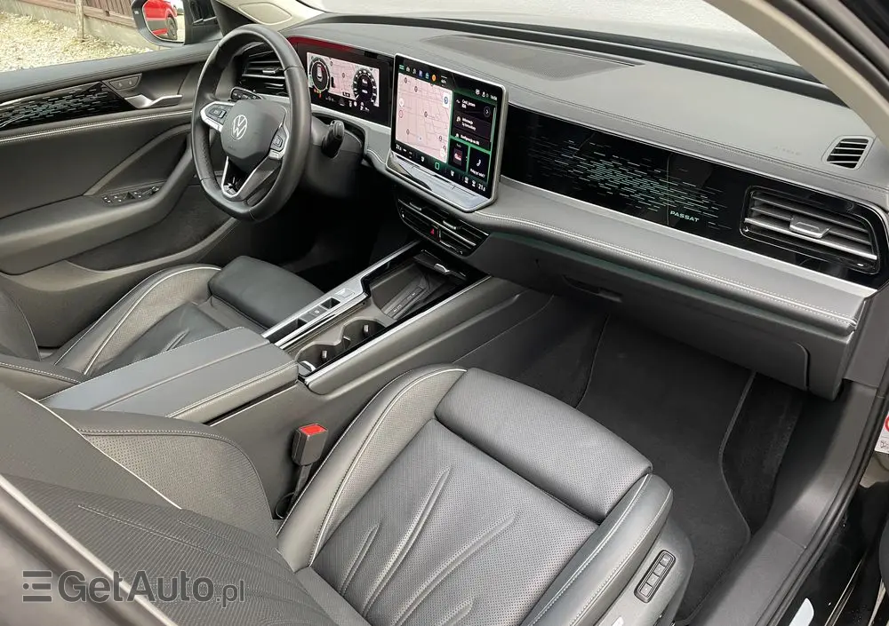 VOLKSWAGEN Passat Variant 2.0 TDI SCR Elegance DSG