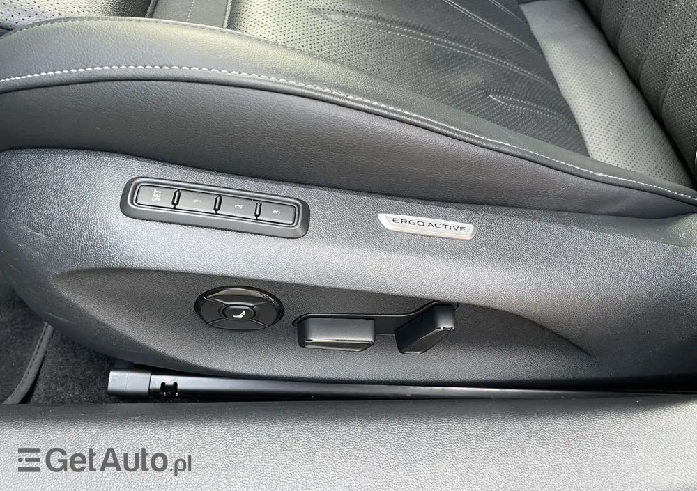 VOLKSWAGEN Passat Variant 2.0 TDI SCR Elegance DSG