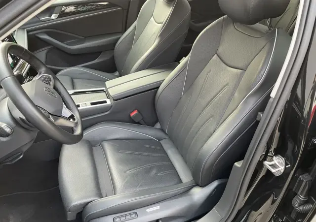 VOLKSWAGEN Passat Variant 2.0 TDI SCR Elegance DSG