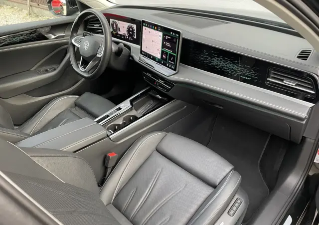 VOLKSWAGEN Passat Variant 2.0 TDI SCR Elegance DSG