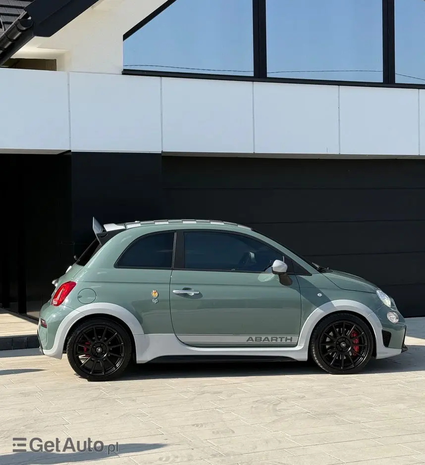 ABARTH 695 1.4 T-Jet 16v