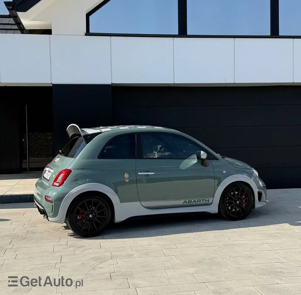 ABARTH 695 1.4 T-Jet 16v