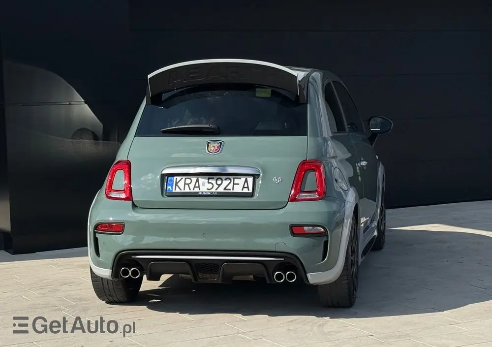 ABARTH 695 1.4 T-Jet 16v