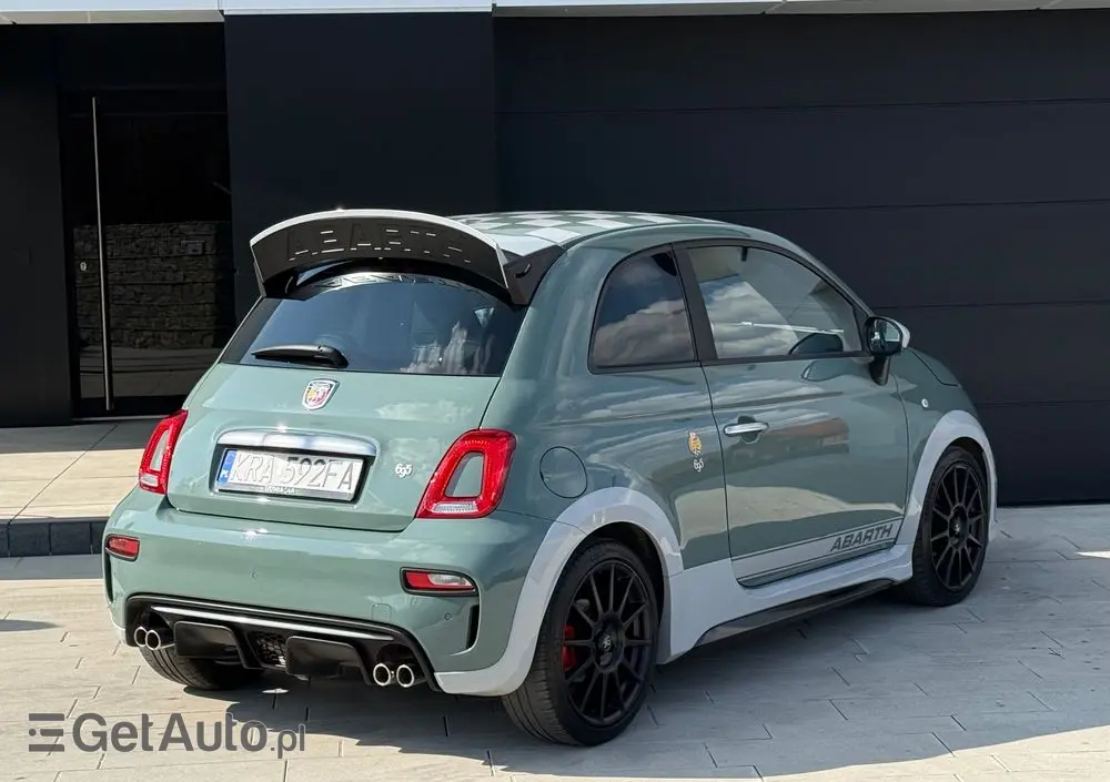 ABARTH 695 1.4 T-Jet 16v
