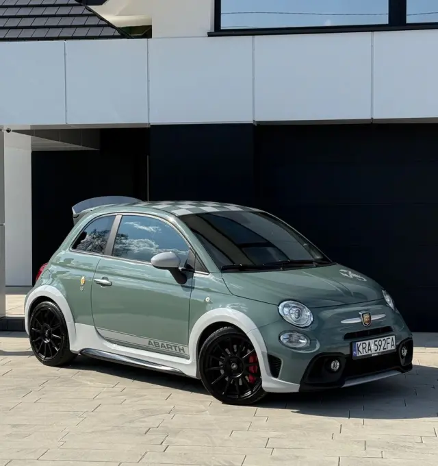 ABARTH 695 1.4 T-Jet 16v