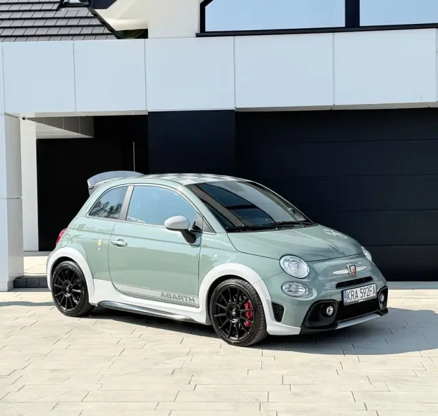 ABARTH 695 1.4 T-Jet 16v