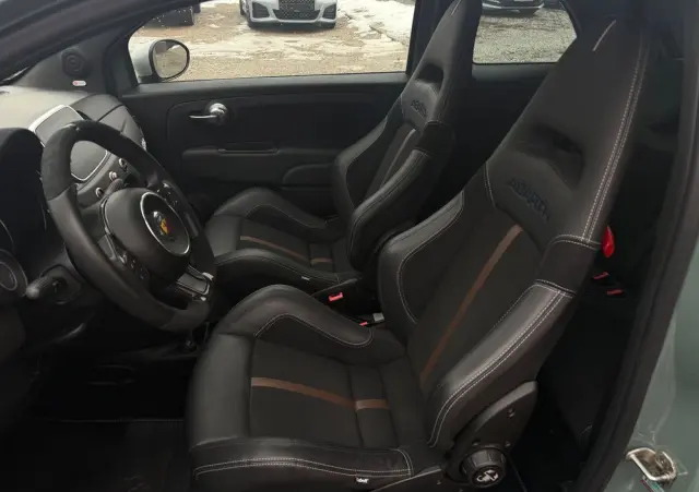 ABARTH 695 1.4 T-Jet 16v