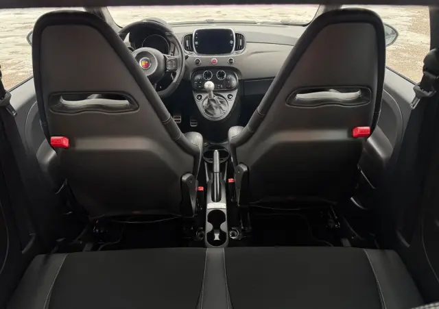 ABARTH 695 1.4 T-Jet 16v