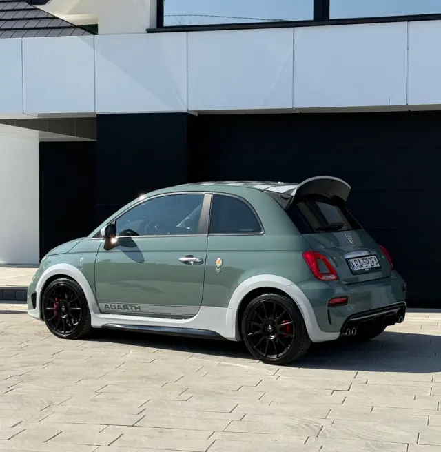 ABARTH 695 1.4 T-Jet 16v