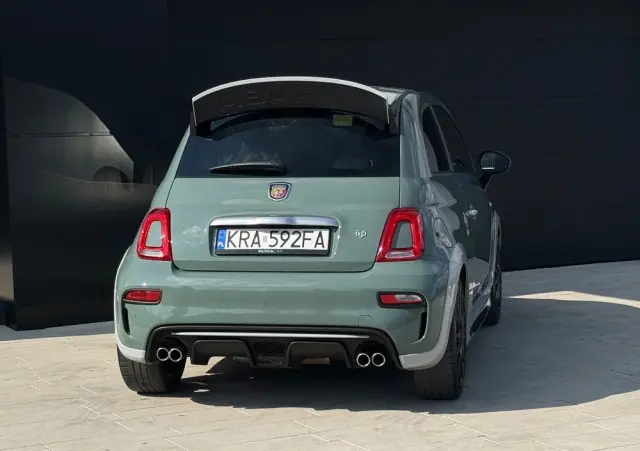 ABARTH 695 1.4 T-Jet 16v