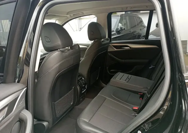 BMW X3 XDrive20i Advantage sport