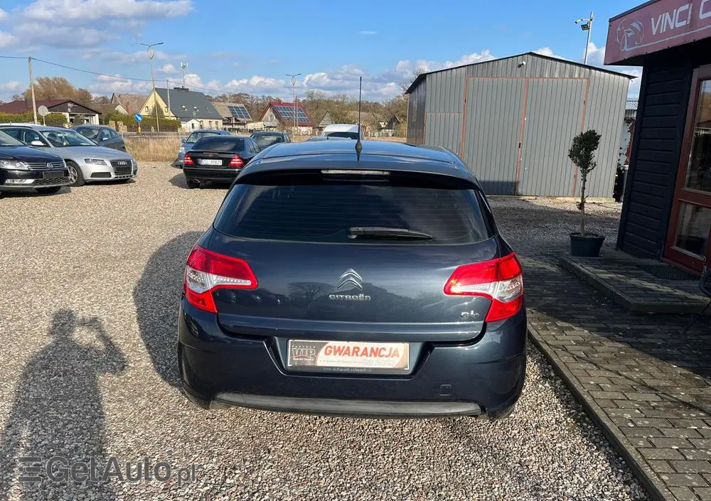 CITROËN C4 VTi 120 Attraction