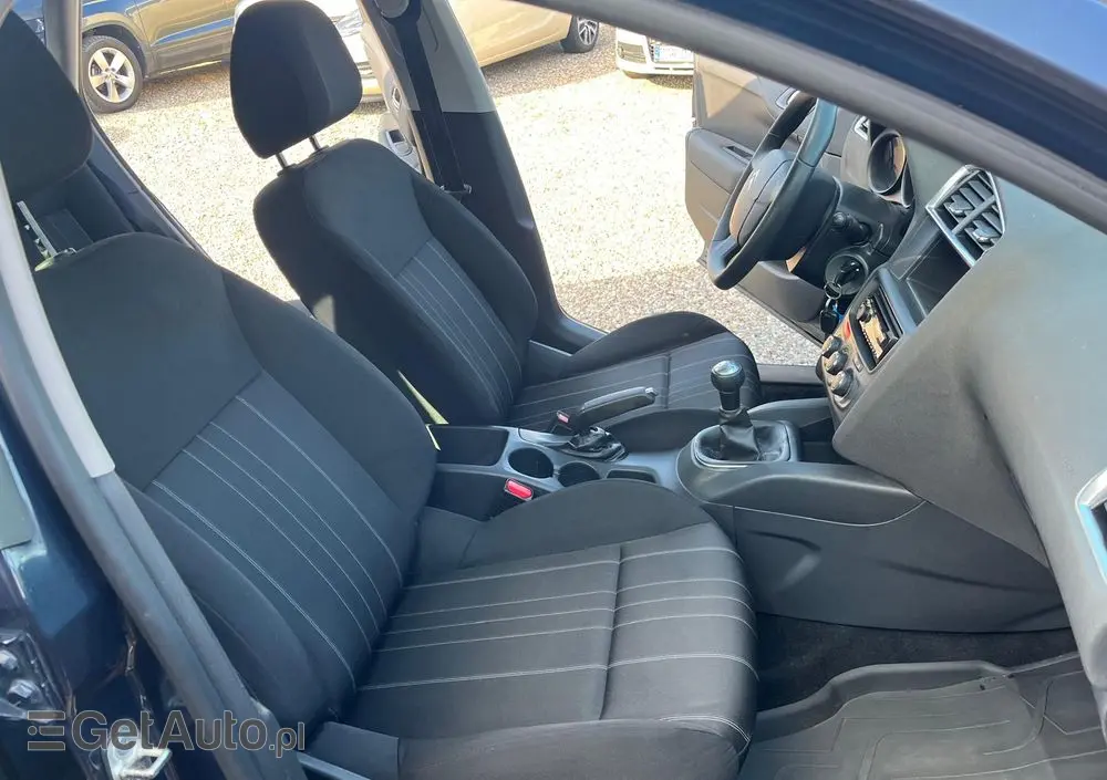 CITROËN C4 VTi 120 Attraction