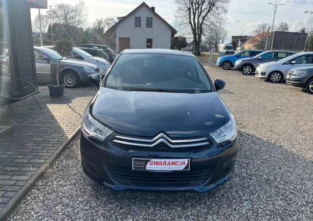 CITROËN C4 VTi 120 Attraction