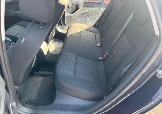 CITROËN C4 VTi 120 Attraction