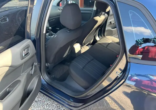 CITROËN C4 VTi 120 Attraction