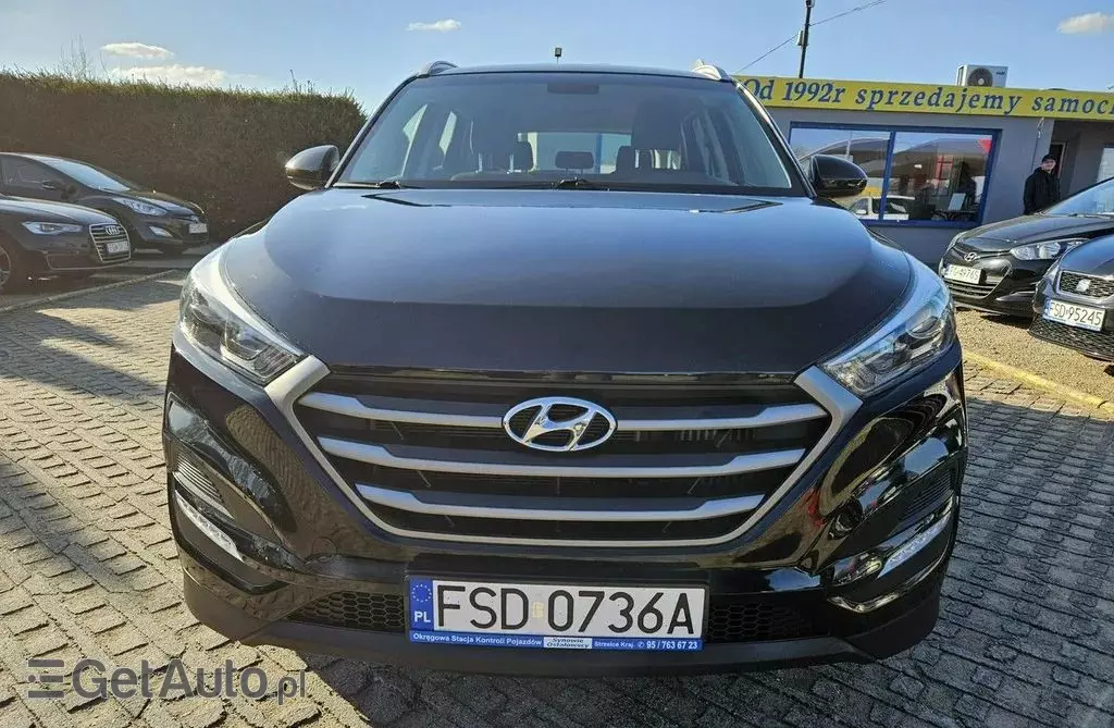 HYUNDAI Tucson 