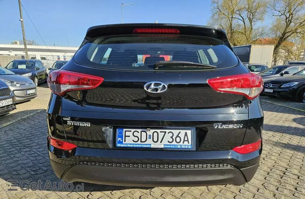 HYUNDAI Tucson 