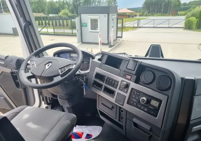 RENAULT T460 Standard 