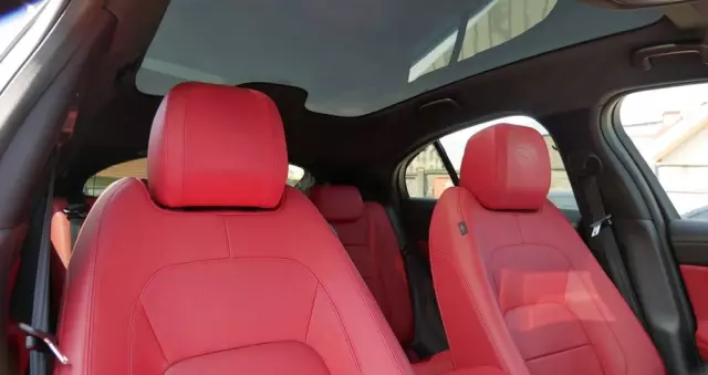 JAGUAR I-Pace EV400 AWD HSE