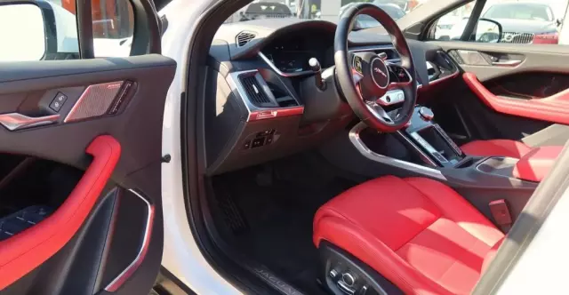 JAGUAR I-Pace EV400 AWD HSE