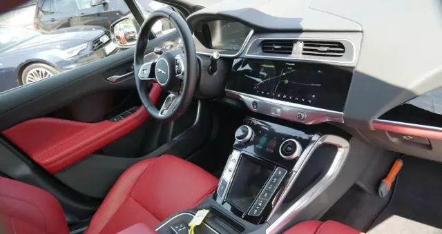 JAGUAR I-Pace EV400 AWD HSE