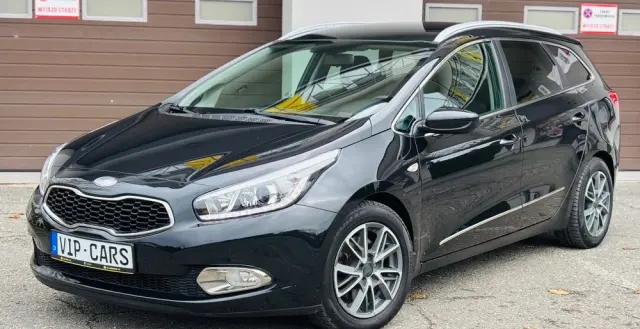 KIA Ceed 1.6 CRDi 128 ISG Dream Team Edition