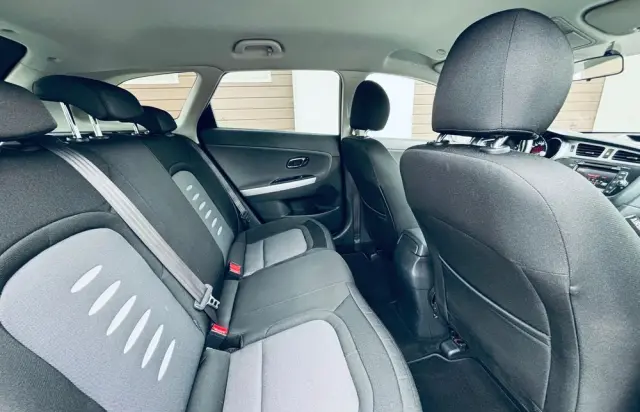 KIA Ceed 1.6 CRDi 128 ISG Dream Team Edition