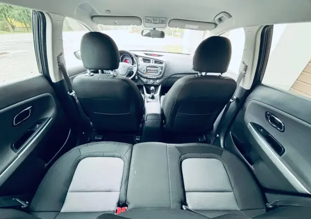 KIA Ceed 1.6 CRDi 128 ISG Dream Team Edition