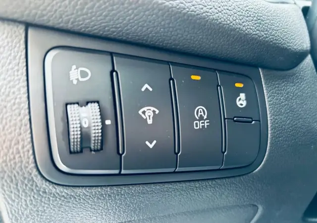 KIA Ceed 1.6 CRDi 128 ISG Dream Team Edition