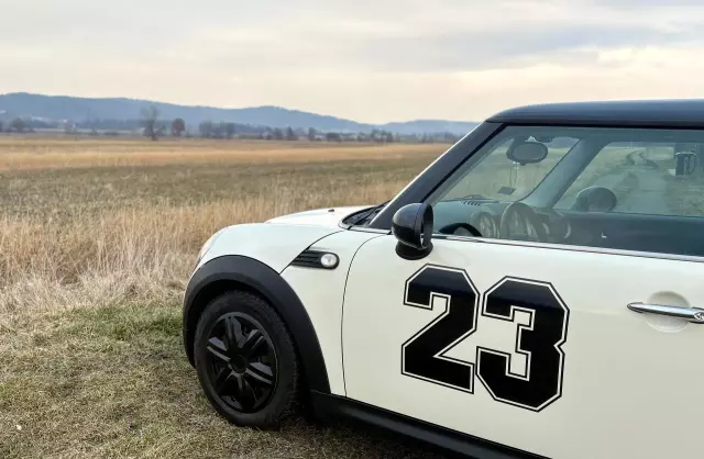 MINI Cooper 
