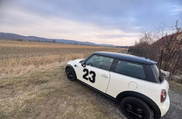MINI Cooper 