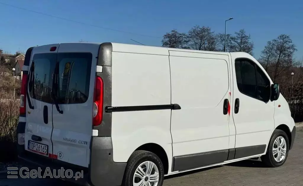 OPEL Vivaro 