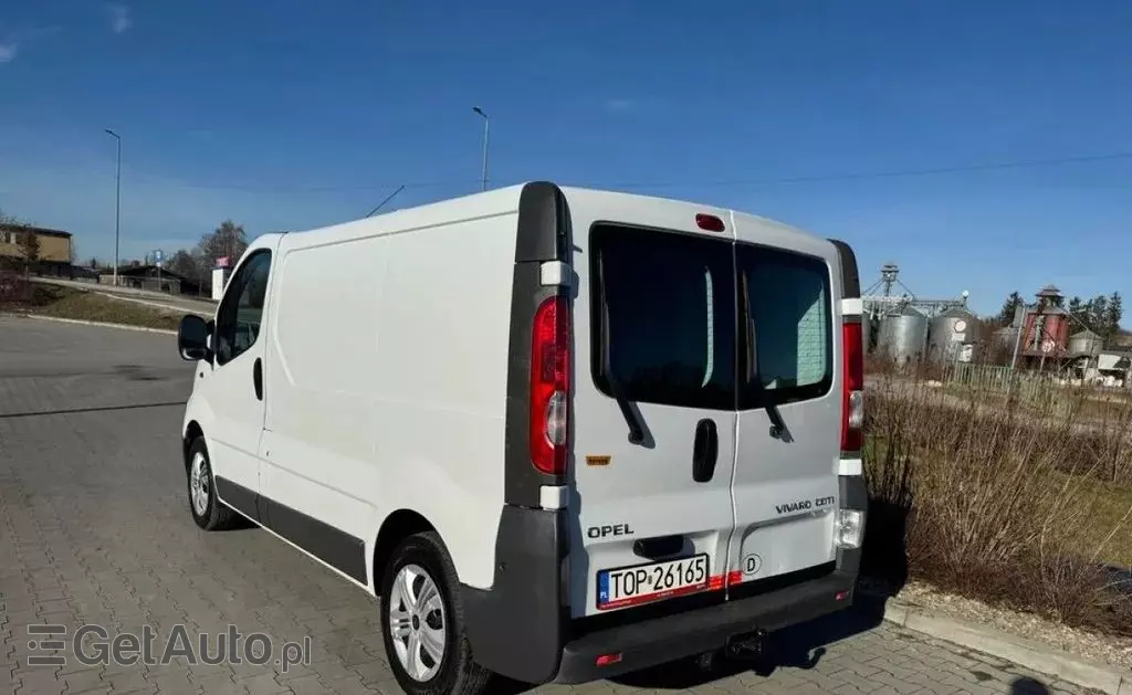 OPEL Vivaro 