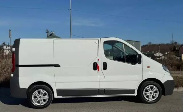 OPEL Vivaro 
