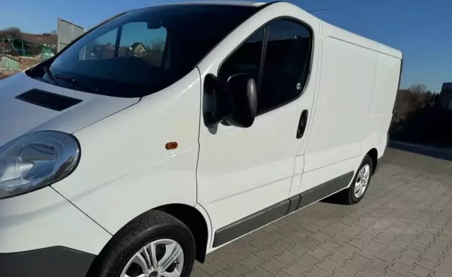 OPEL Vivaro 